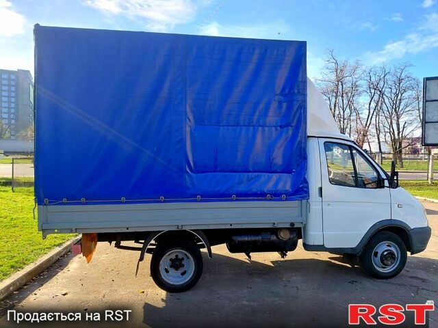 Белый ГАЗ Газель, объемом двигателя 2.5 л и пробегом 214 тыс. км за 3800 $, фото 2 на Automoto.ua