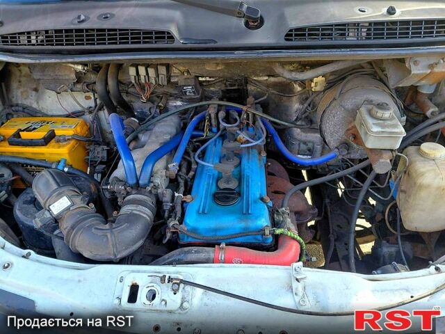 Белый ГАЗ Газель, объемом двигателя 2.5 л и пробегом 214 тыс. км за 3800 $, фото 8 на Automoto.ua