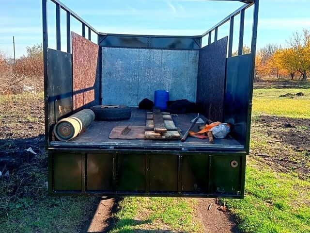 Белый ГАЗ Газель, объемом двигателя 2.5 л и пробегом 200 тыс. км за 3700 $, фото 6 на Automoto.ua