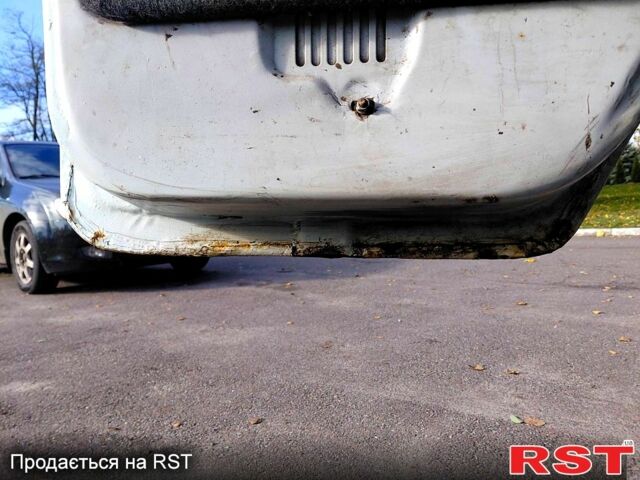 Белый ГАЗ Газель, объемом двигателя 2.5 л и пробегом 214 тыс. км за 3800 $, фото 12 на Automoto.ua