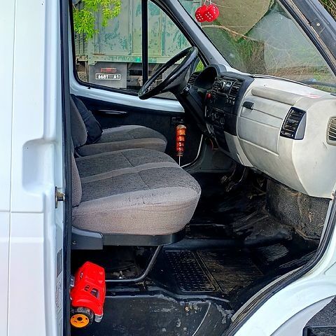 Білий ГАЗ Газель, об'ємом двигуна 2.3 л та пробігом 200 тис. км за 2100 $, фото 6 на Automoto.ua