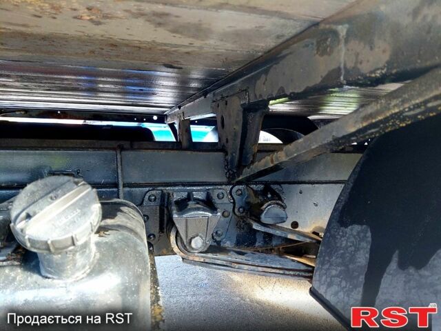 Белый ГАЗ Газель, объемом двигателя 2.5 л и пробегом 214 тыс. км за 3800 $, фото 13 на Automoto.ua