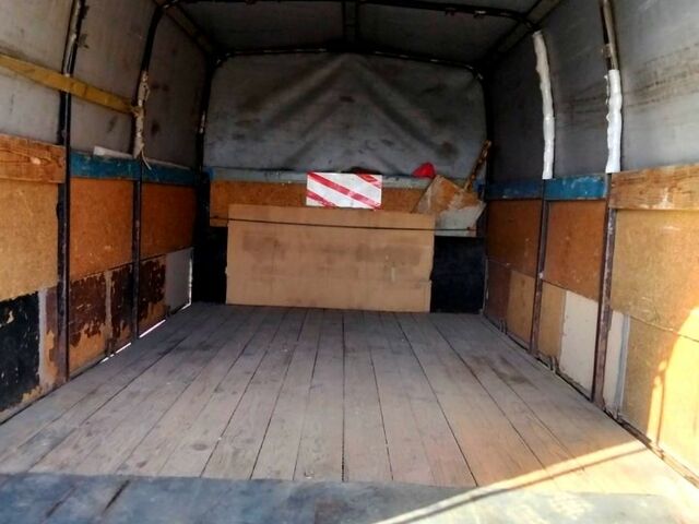 Білий ГАЗ Газель, об'ємом двигуна 2.5 л та пробігом 300 тис. км за 4800 $, фото 13 на Automoto.ua