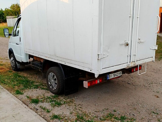 Белый ГАЗ Газель, объемом двигателя 2.5 л и пробегом 200 тыс. км за 4500 $, фото 1 на Automoto.ua