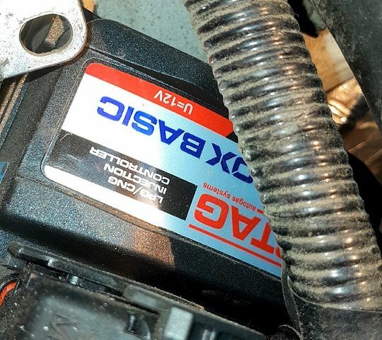 Белый ГАЗ Газель, объемом двигателя 2.4 л и пробегом 285 тыс. км за 3900 $, фото 5 на Automoto.ua