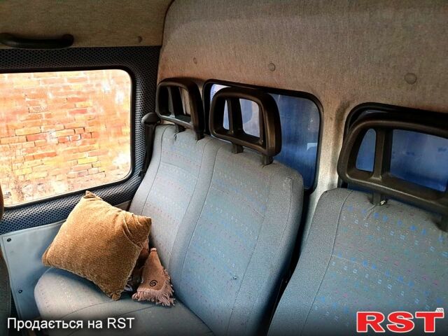 Белый ГАЗ Газель, объемом двигателя 2.5 л и пробегом 218 тыс. км за 3200 $, фото 6 на Automoto.ua