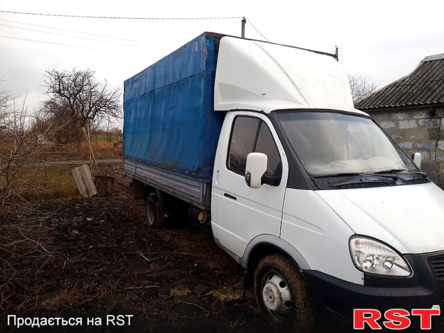 Белый ГАЗ Газель, объемом двигателя 2.5 л и пробегом 230 тыс. км за 3500 $, фото 6 на Automoto.ua