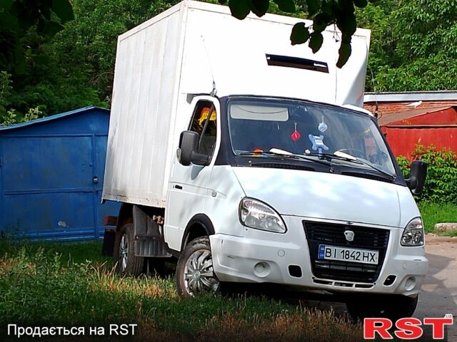 Белый ГАЗ Газель, объемом двигателя 2.5 л и пробегом 200 тыс. км за 3999 $, фото 1 на Automoto.ua