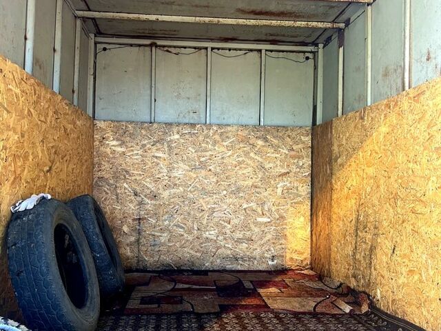 Білий ГАЗ Газель, об'ємом двигуна 2.5 л та пробігом 180 тис. км за 2800 $, фото 8 на Automoto.ua