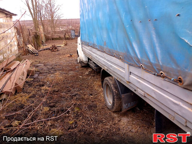 Белый ГАЗ Газель, объемом двигателя 2.5 л и пробегом 230 тыс. км за 3500 $, фото 4 на Automoto.ua