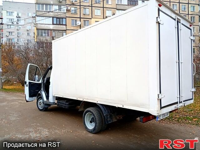 Белый ГАЗ Газель, объемом двигателя 2.9 л и пробегом 185 тыс. км за 4900 $, фото 4 на Automoto.ua