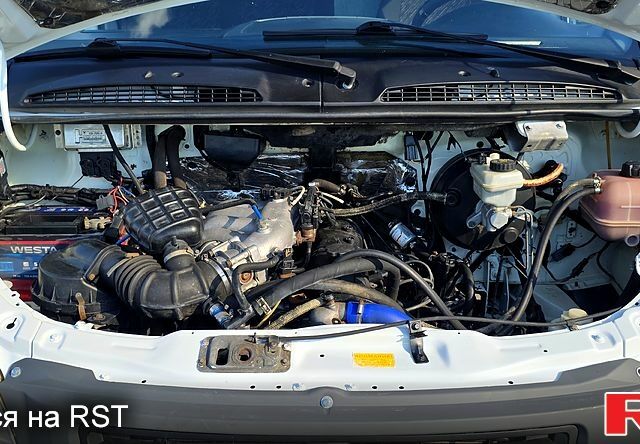 Белый ГАЗ Газель, объемом двигателя 2.9 л и пробегом 136 тыс. км за 7499 $, фото 12 на Automoto.ua