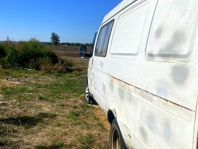 Білий ГАЗ Газель, об'ємом двигуна 2.4 л та пробігом 80 тис. км за 800 $, фото 1 на Automoto.ua