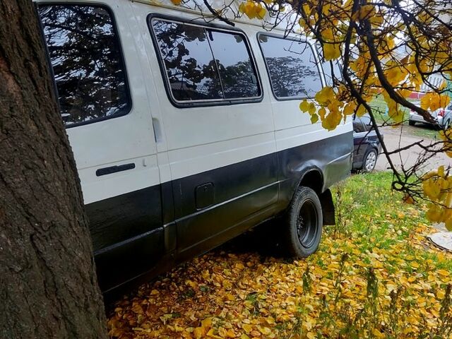 Белый ГАЗ Газель, объемом двигателя 2.9 л и пробегом 150 тыс. км за 1000 $, фото 3 на Automoto.ua