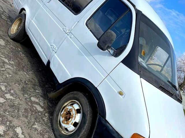 Белый ГАЗ Газель, объемом двигателя 2.4 л и пробегом 200 тыс. км за 800 $, фото 5 на Automoto.ua