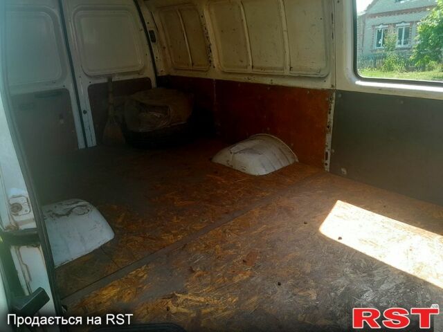 Белый ГАЗ Газель, объемом двигателя 2.3 л и пробегом 126 тыс. км за 2100 $, фото 3 на Automoto.ua