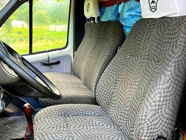 Белый ГАЗ Газель, объемом двигателя 2.3 л и пробегом 295 тыс. км за 1990 $, фото 4 на Automoto.ua