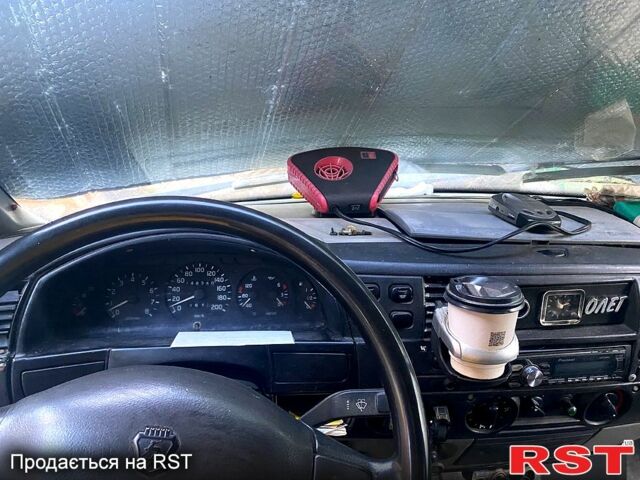 Белый ГАЗ Газель, объемом двигателя 2.4 л и пробегом 648 тыс. км за 2500 $, фото 10 на Automoto.ua