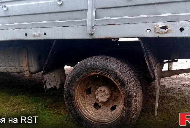 Бежевый ГАЗ Газель, объемом двигателя 2.4 л и пробегом 200 тыс. км за 1550 $, фото 1 на Automoto.ua