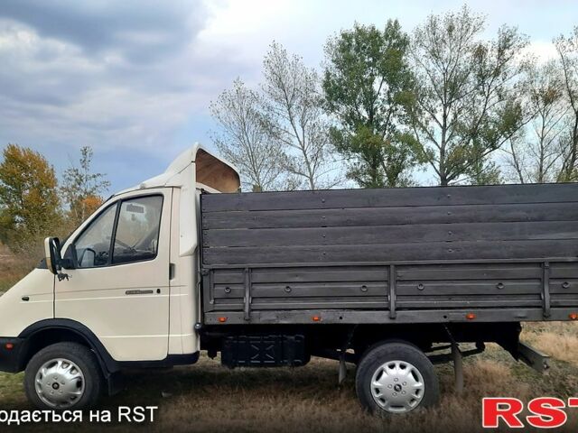Бежевый ГАЗ Газель, объемом двигателя 2.4 л и пробегом 130 тыс. км за 3900 $, фото 3 на Automoto.ua