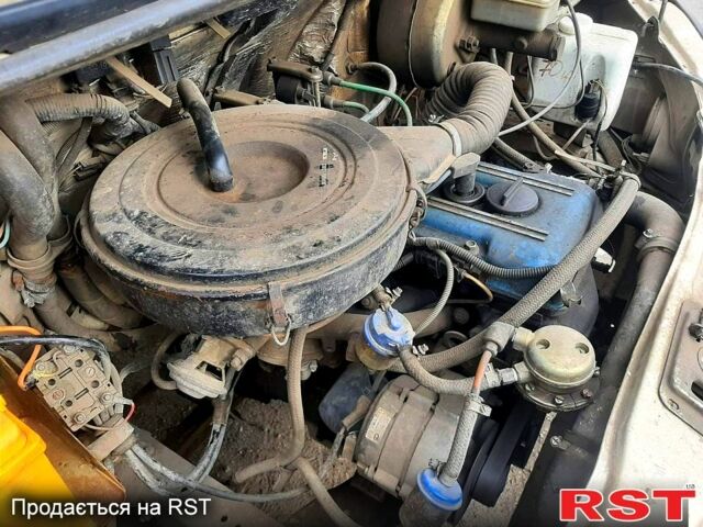 Бежевий ГАЗ Газель, об'ємом двигуна 2.4 л та пробігом 155 тис. км за 2500 $, фото 4 на Automoto.ua