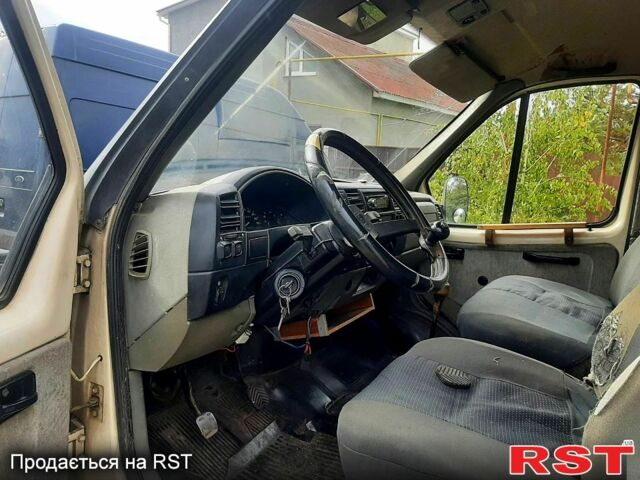 Бежевий ГАЗ Газель, об'ємом двигуна 2.4 л та пробігом 155 тис. км за 2500 $, фото 3 на Automoto.ua