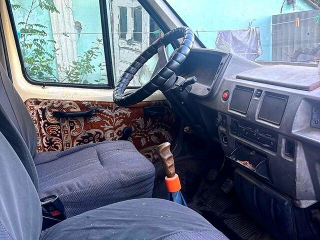 Бежевий ГАЗ Газель, об'ємом двигуна 2.4 л та пробігом 0 тис. км за 1200 $, фото 4 на Automoto.ua