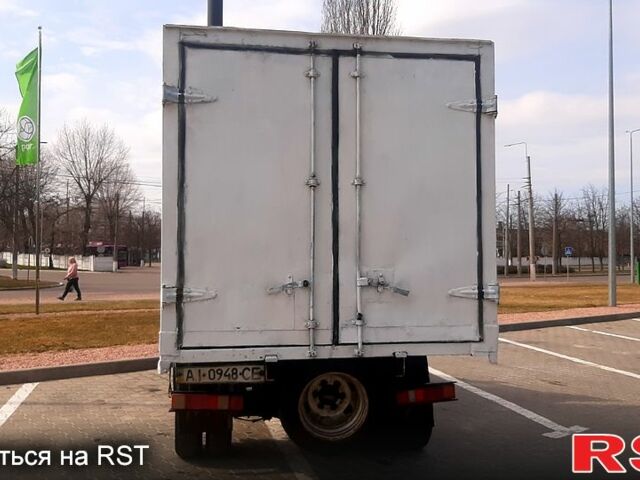 Червоний ГАЗ Газель, об'ємом двигуна 2.4 л та пробігом 220 тис. км за 2500 $, фото 5 на Automoto.ua