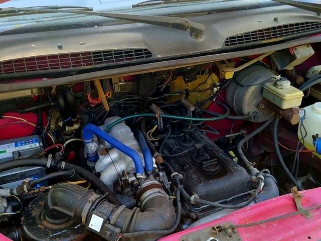 Красный ГАЗ Газель, объемом двигателя 2.5 л и пробегом 29900 тыс. км за 4500 $, фото 8 на Automoto.ua