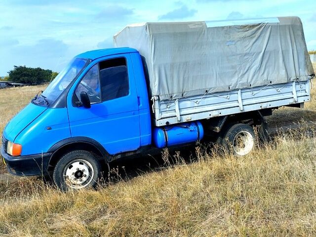 ГАЗ Газель, объемом двигателя 2.4 л и пробегом 100 тыс. км за 2000 $, фото 1 на Automoto.ua