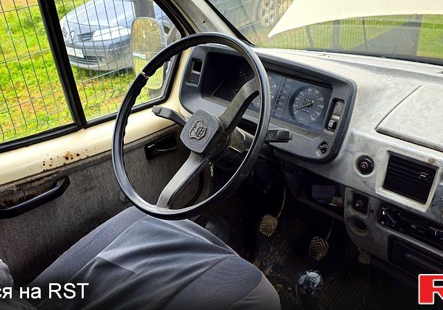 ГАЗ Газель 2001 у Івано-Франківську на Automoto.ua ГАЗ Газель, об'ємом двигуна 2.4 л та пробігом 150 тис. км за 800 $, фото 9 на Automoto.ua