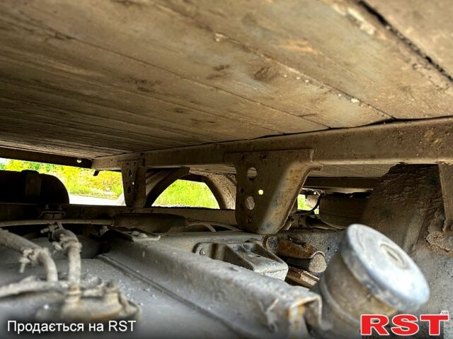 ГАЗ Газель, объемом двигателя 2.4 л и пробегом 200 тыс. км за 1450 $, фото 6 на Automoto.ua