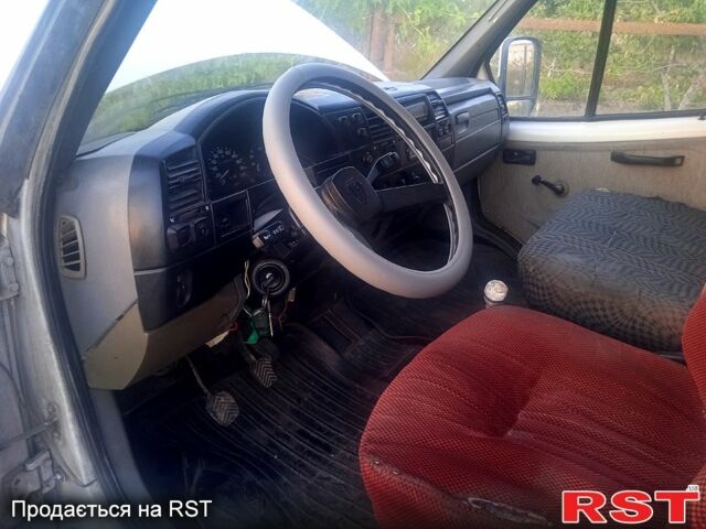 ГАЗ Газель, объемом двигателя 2.4 л и пробегом 252 тыс. км за 1000 $, фото 1 на Automoto.ua