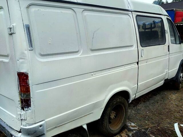 ГАЗ Газель, об'ємом двигуна 2.4 л та пробігом 250 тис. км за 1100 $, фото 4 на Automoto.ua