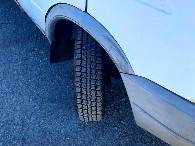 ГАЗ Газель, объемом двигателя 3 л и пробегом 242 тыс. км за 2000 $, фото 4 на Automoto.ua