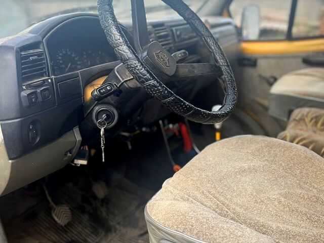 Жовтий ГАЗ Газель, об'ємом двигуна 2.9 л та пробігом 280 тис. км за 1800 $, фото 2 на Automoto.ua