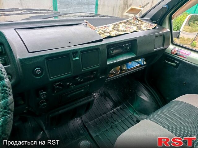 Серый ГАЗ Газель, объемом двигателя 2.4 л и пробегом 230 тыс. км за 2000 $, фото 8 на Automoto.ua
