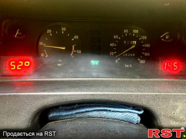 Серый ГАЗ Газель, объемом двигателя 2.4 л и пробегом 270 тыс. км за 1700 $, фото 2 на Automoto.ua