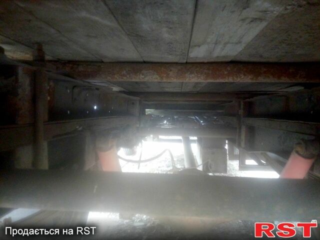 Серый ГАЗ Газель, объемом двигателя 2.4 л и пробегом 350 тыс. км за 1400 $, фото 9 на Automoto.ua