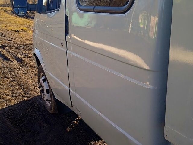 Сірий ГАЗ Газель, об'ємом двигуна 2.3 л та пробігом 133 тис. км за 2000 $, фото 5 на Automoto.ua