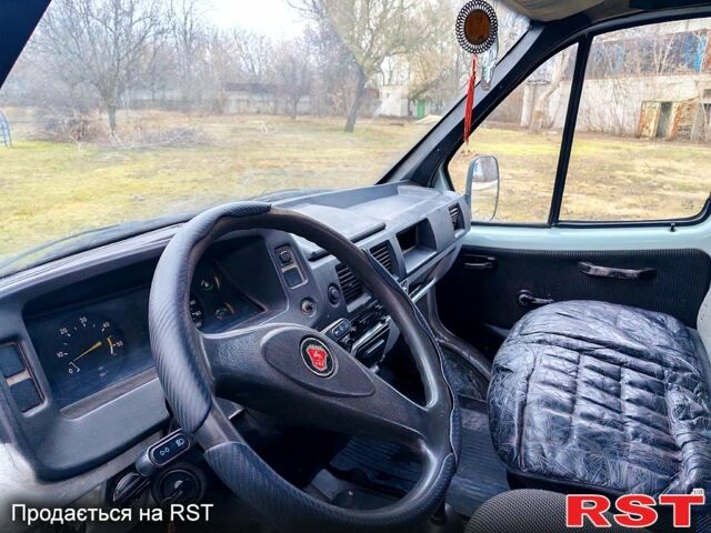 Серый ГАЗ Газель, объемом двигателя 2.5 л и пробегом 120 тыс. км за 1900 $, фото 5 на Automoto.ua