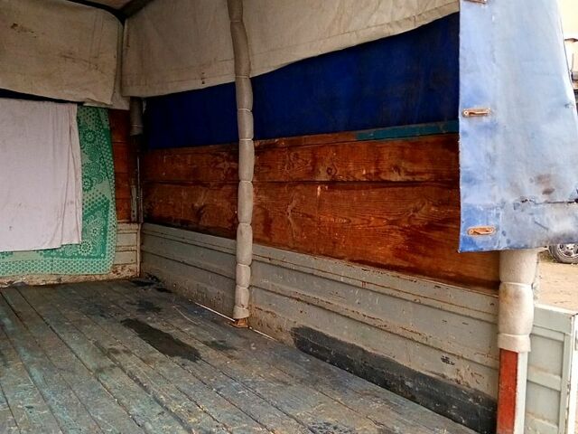 Сірий ГАЗ Газель, об'ємом двигуна 2.4 л та пробігом 0 тис. км за 2000 $, фото 7 на Automoto.ua