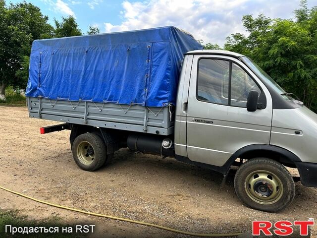 Сірий ГАЗ Газель, об'ємом двигуна 2.4 л та пробігом 211 тис. км за 3500 $, фото 1 на Automoto.ua