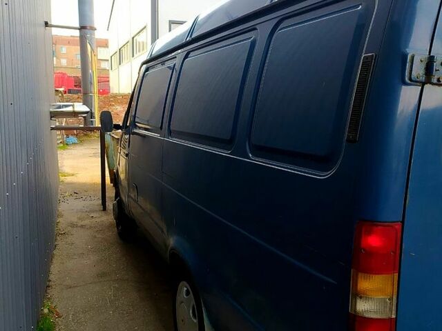 Синий ГАЗ Газель, объемом двигателя 2.3 л и пробегом 0 тыс. км за 1800 $, фото 4 на Automoto.ua