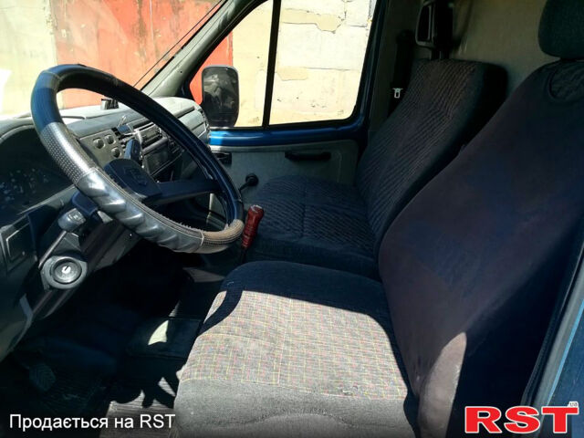 Синий ГАЗ Газель, объемом двигателя 2.9 л и пробегом 200 тыс. км за 2850 $, фото 4 на Automoto.ua
