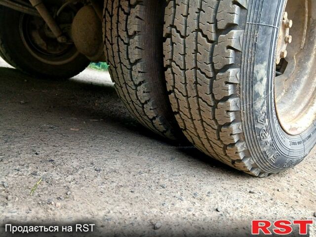 Синий ГАЗ Газель, объемом двигателя 2.5 л и пробегом 200 тыс. км за 1300 $, фото 3 на Automoto.ua