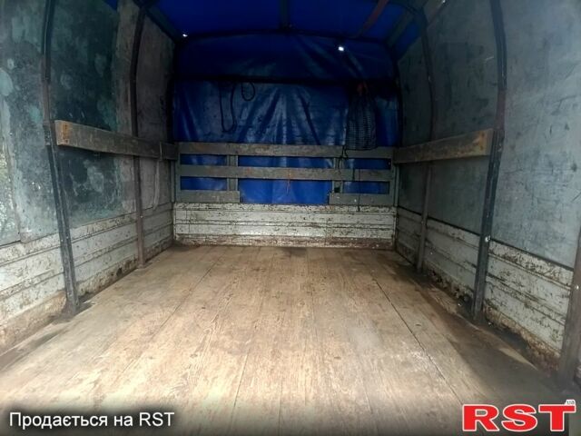 Синій ГАЗ Газель, об'ємом двигуна 2.4 л та пробігом 86 тис. км за 2300 $, фото 5 на Automoto.ua