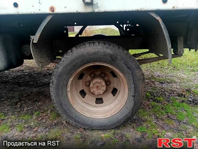 Синій ГАЗ Газель, об'ємом двигуна 2.4 л та пробігом 86 тис. км за 2300 $, фото 12 на Automoto.ua