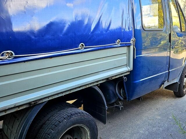 Синий ГАЗ Газель, объемом двигателя 2.3 л и пробегом 350 тыс. км за 2300 $, фото 3 на Automoto.ua