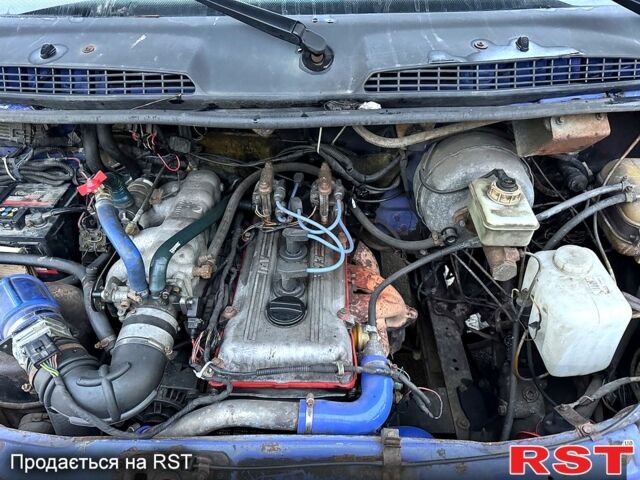 Синий ГАЗ Газель, объемом двигателя 2.4 л и пробегом 405 тыс. км за 2800 $, фото 10 на Automoto.ua